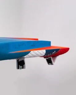 Starboard Windsurf Foil Board MILLENNIUM Carbon Reflex 2024 - -Surfshop24 Ladenverkäufe 2023 windsurf starboard foil millennium cutaways 1